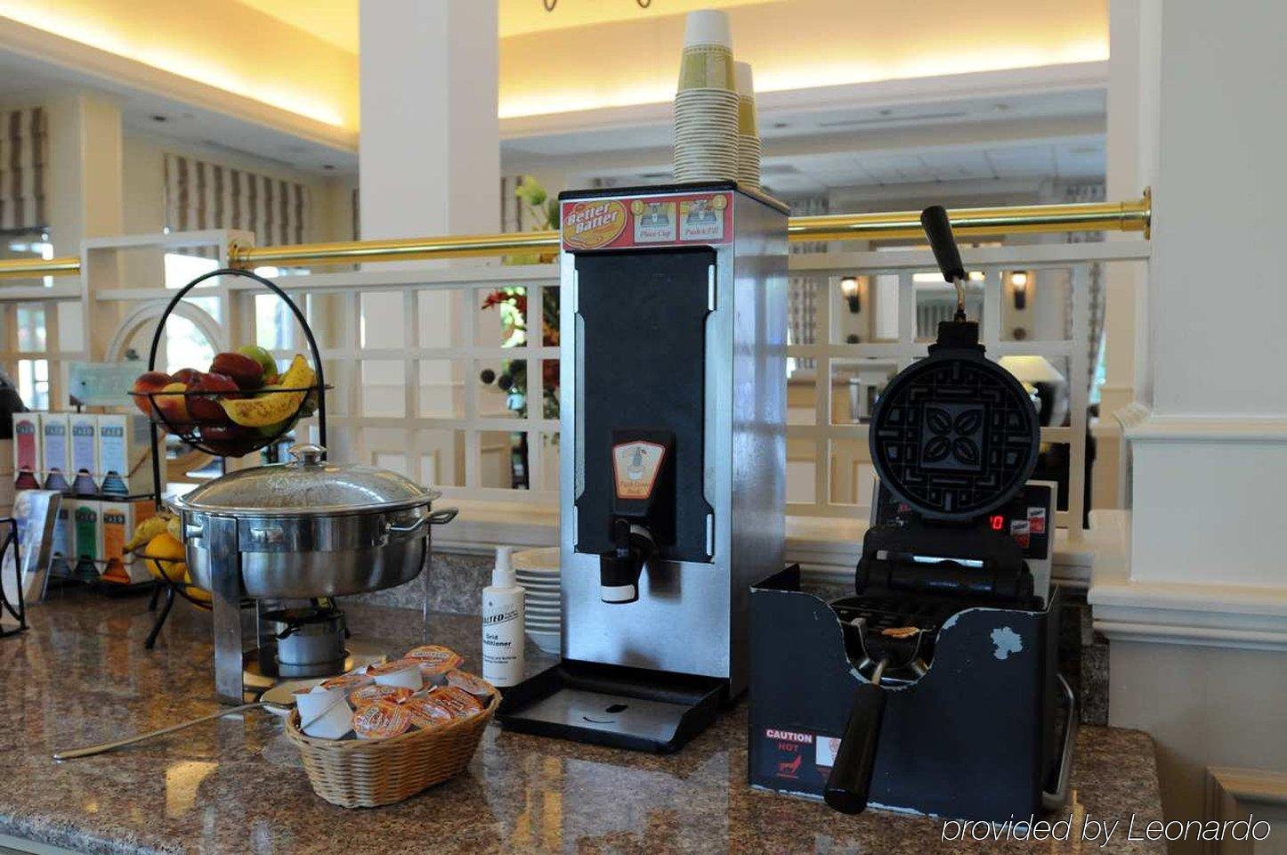 Hilton Garden Inn Atlanta Northpoint Alpharetta Restaurant photo